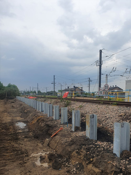 retaining sheet piling walls